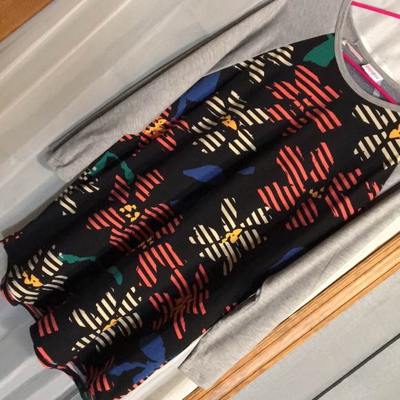 NWOT LuLaRoe Randy—SOLD - Picture 2 of 5